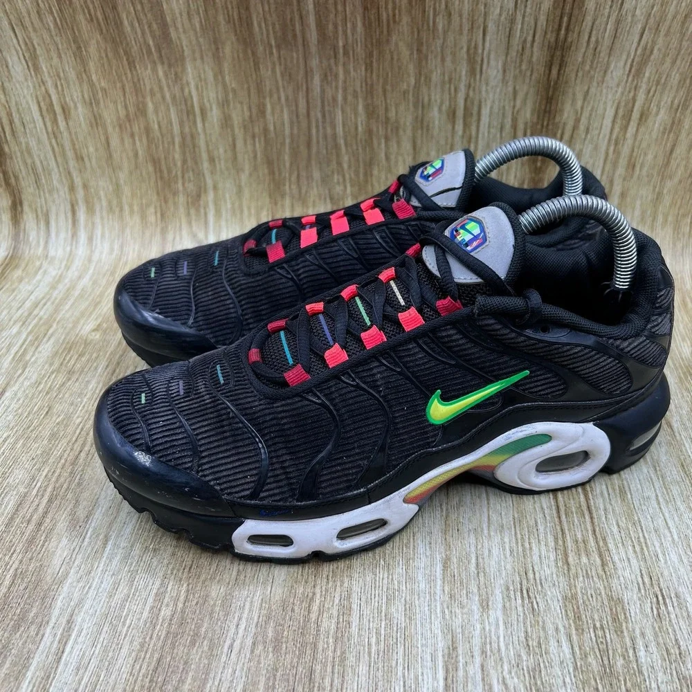 Nike Air Max Plus GS Evolution Of Icons Youth Size 7Y Black Shoes DD2008-001